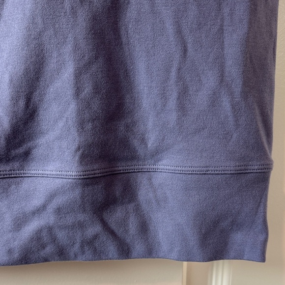 lululemon athletica Blue Short Sleeve Tee / A47 - Picture 3 of 4